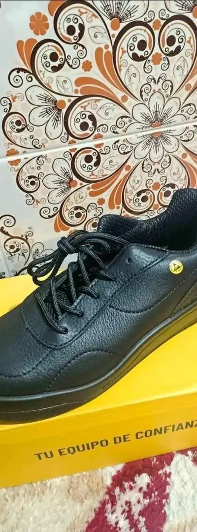 Chaussure de sécurité taille 43 neuve