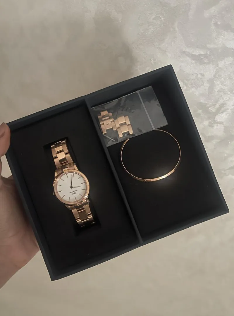 Montre Daniel Wellington originale plus bracelet