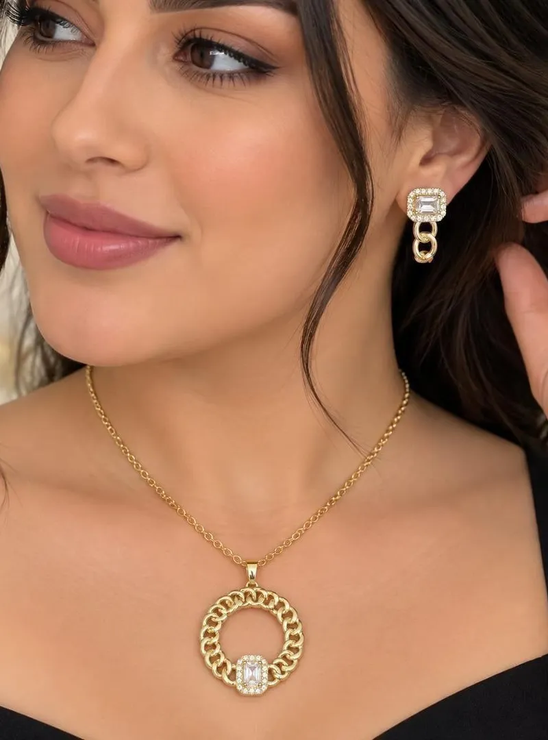 Ensemble de bijoux pour femmes de luxe à vendre, composé d'une chaîne et de boucles d'oreilles