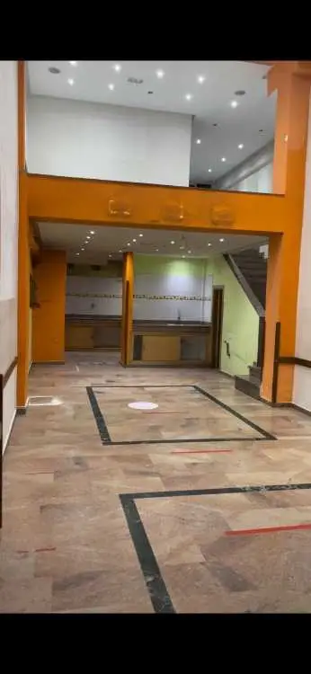 Local commercial 105 m² à louer – Avenue Allal Ben