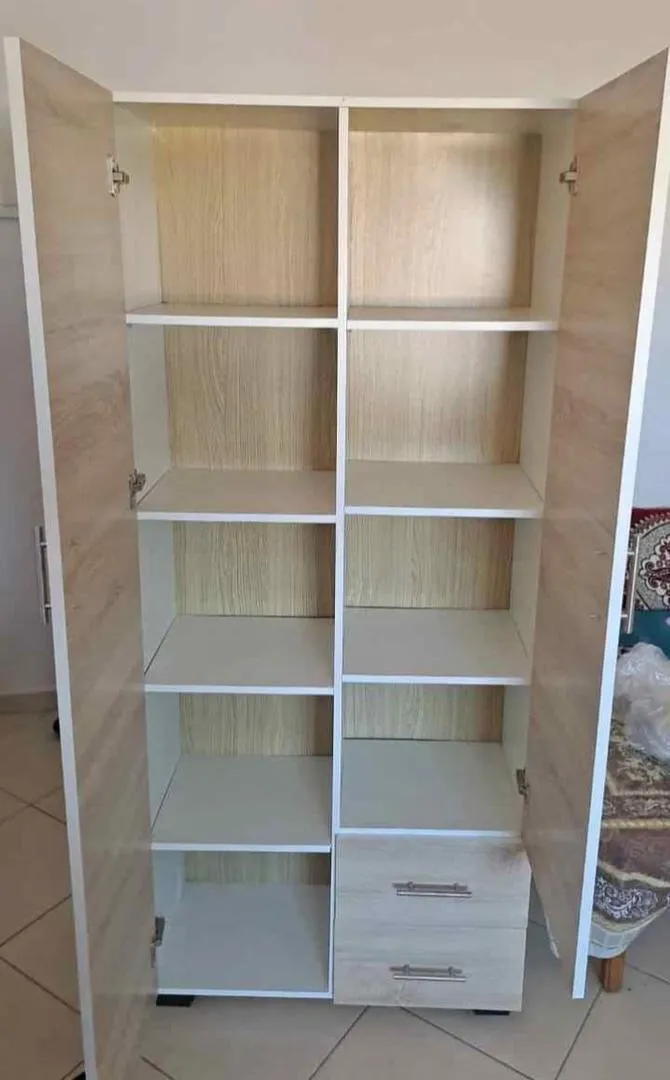 Armoire à vêtements 2 portes