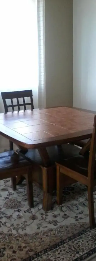Table en bois avec Tiroir
