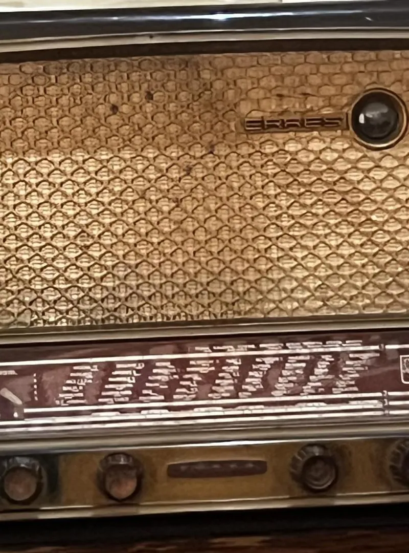 Radio vintage à lampes (TSF) Erres