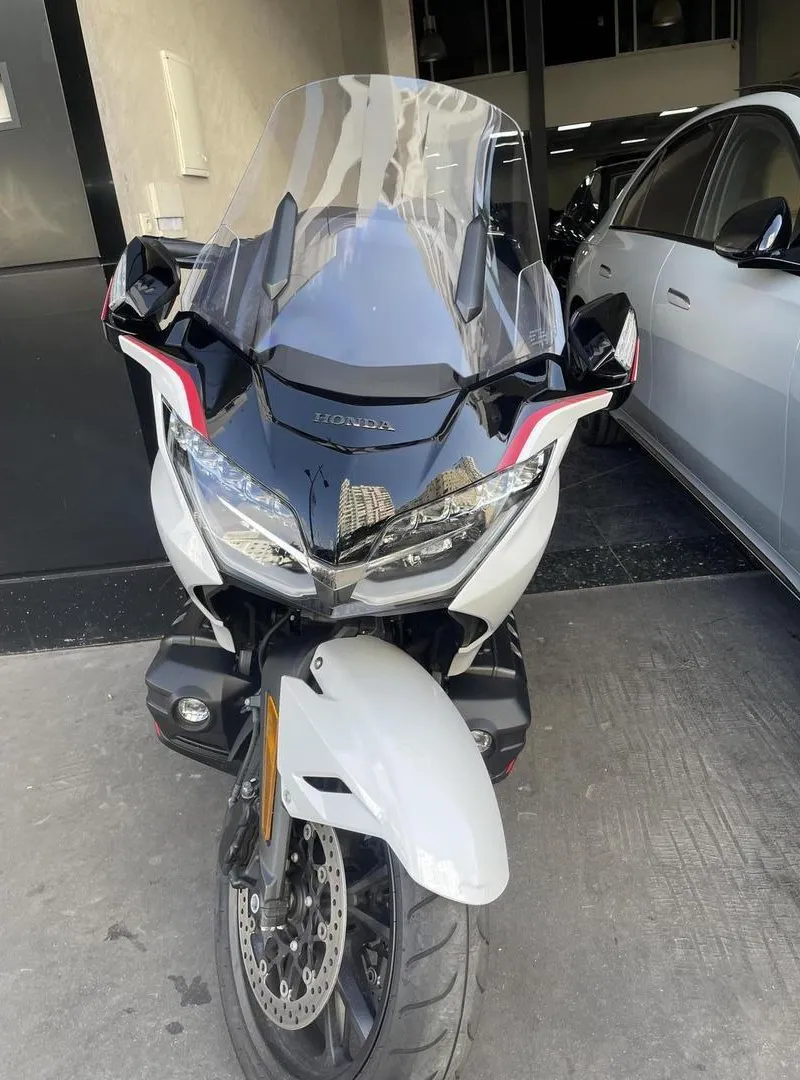 HONDA GOLDWING