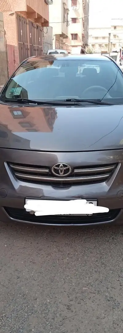 Toyota Corolla Essence première main TT Option