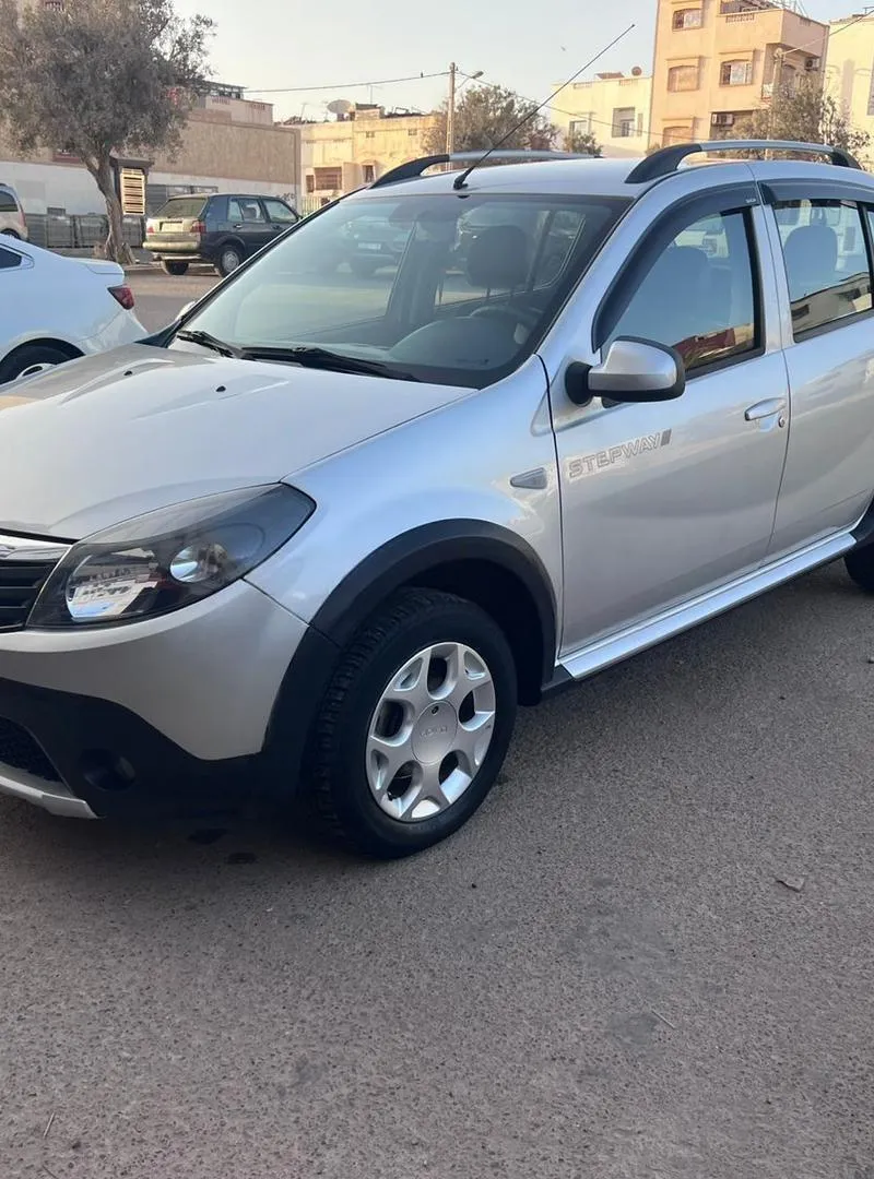 Sandero Stepway très bon état