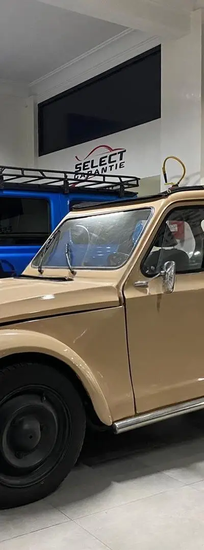 Citroën 2 CV Essence Manuelle 1981 à Marrakech
