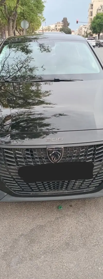 La voiture neuve