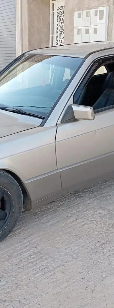 Mercedes 190 normale