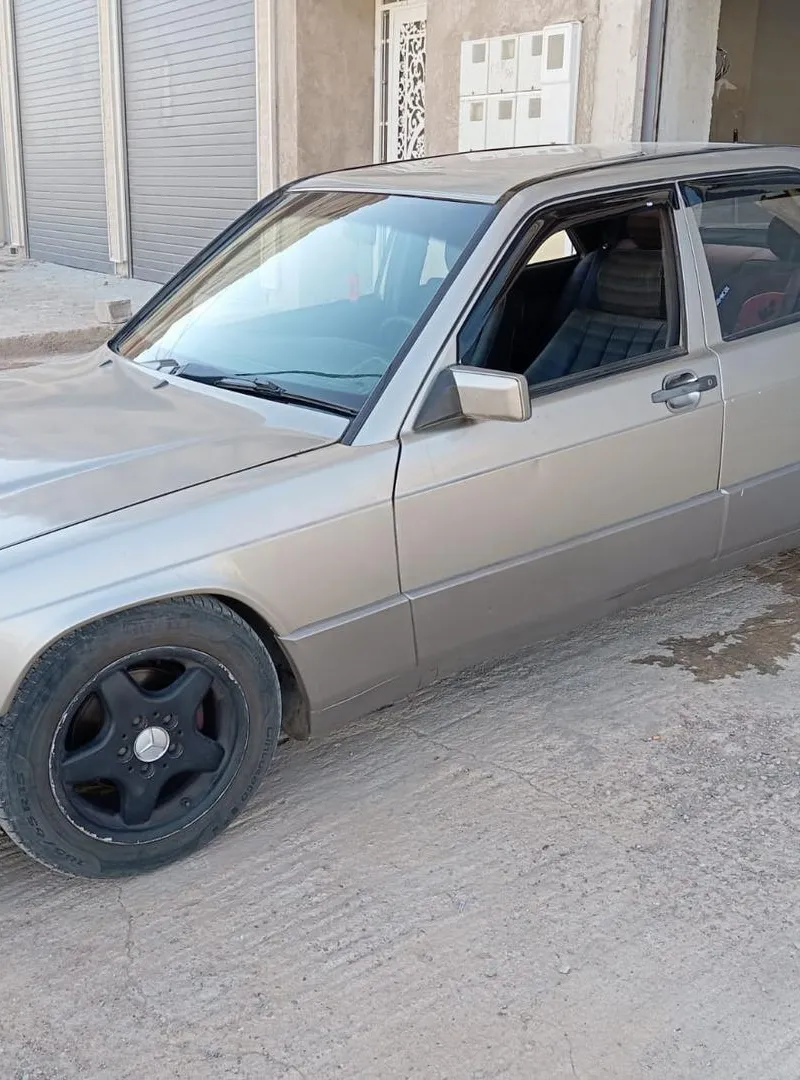 Mercedes 190 normale
