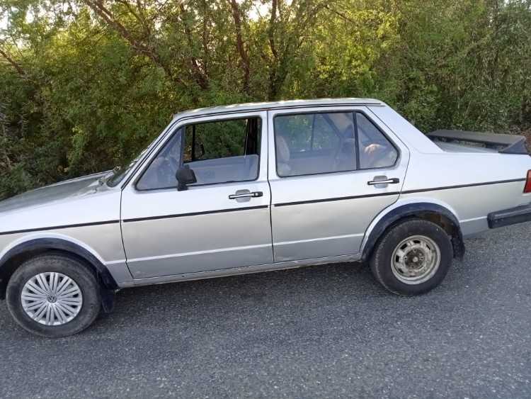 سيارة للبيع من نوع jetta