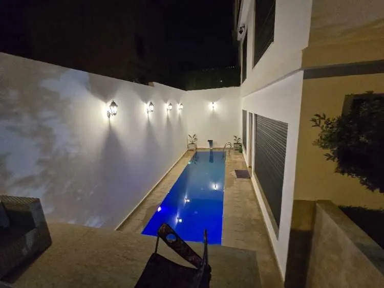 Villa Meublée Avec Piscine À Louer