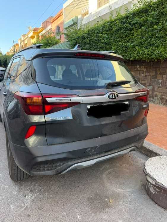 voiture kia seltos tres bonne etat a vendre