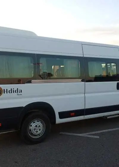 Chauffeur transport du personnel