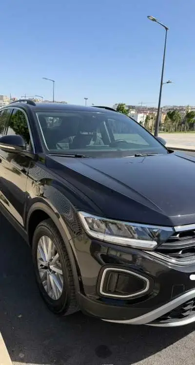 Volkswagen T-Roc Life 2024 – Essence Automatique