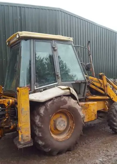 JCB À IMPORTER