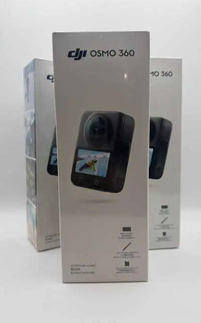 DJI OSMO 360 Adventure Combo