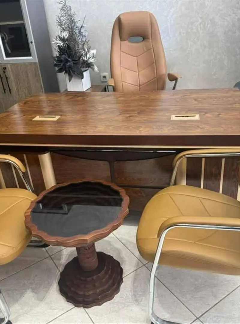 Bureau de direction, bureau du responsable, bureau exécutif