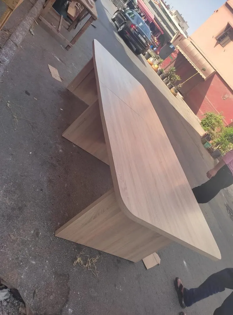 Table de Réunion – Fabrication Locale