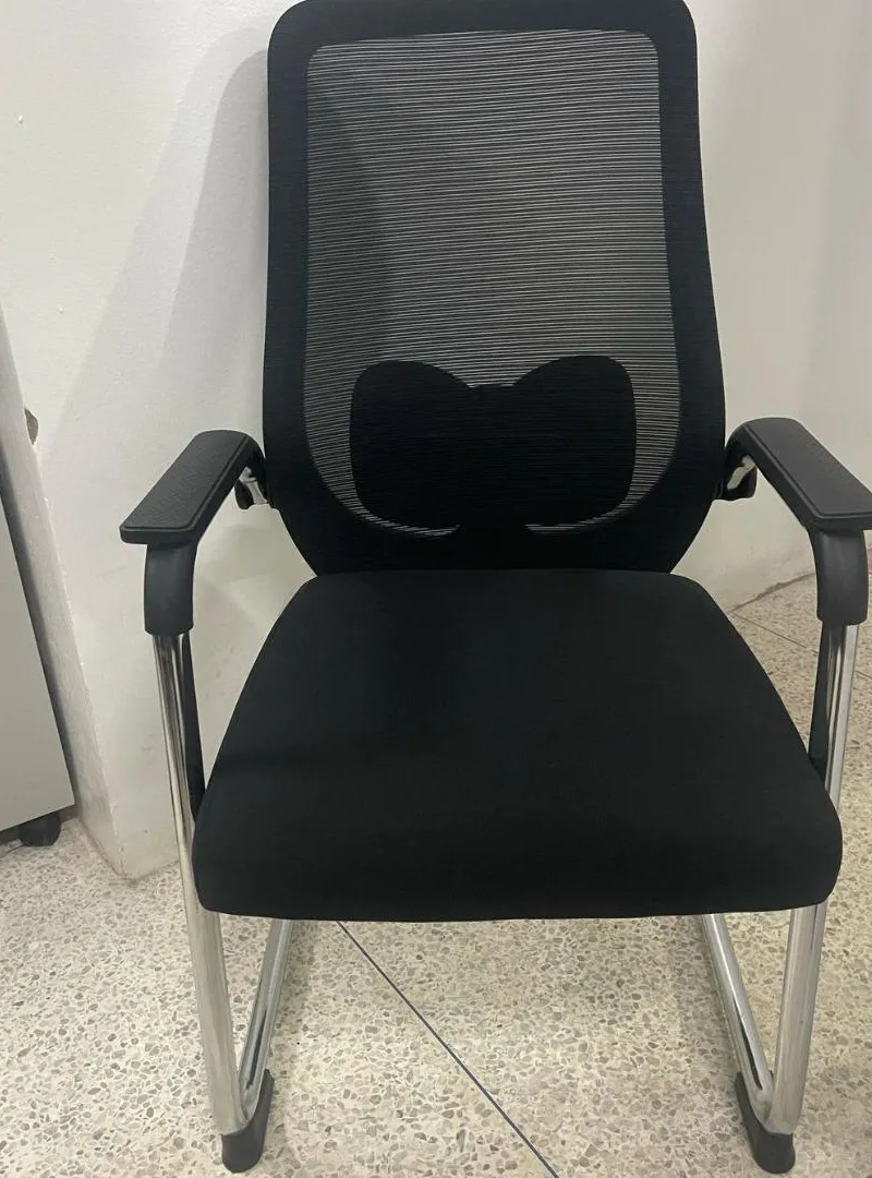 Fauteuil visiteur salle de réunion