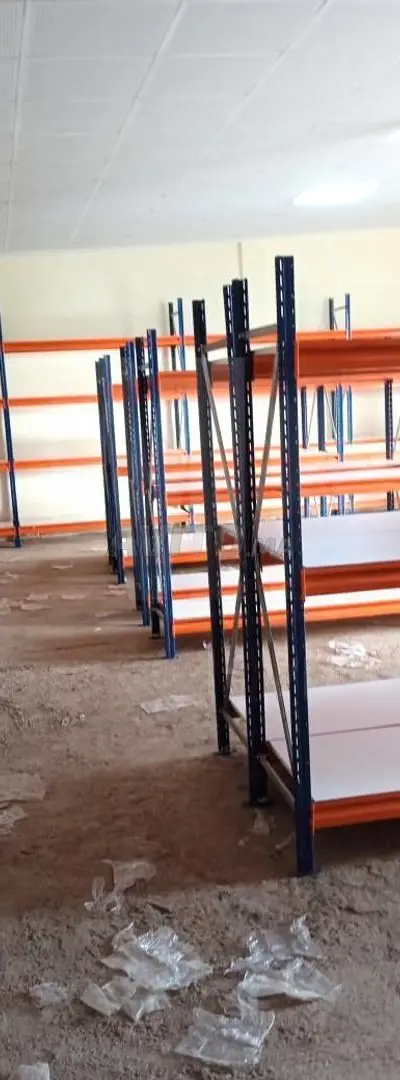 Rayonnage Métallique Mi-Lourd pour Stockage