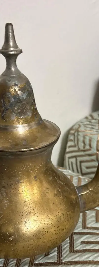 Ancien réfrigérateur en cuivre de plus de 90 ans