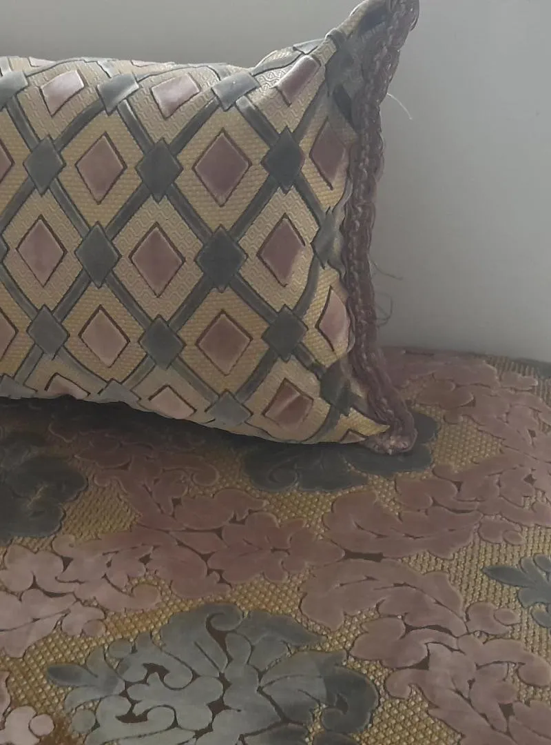 Literie à vendre matelas propres et coussins