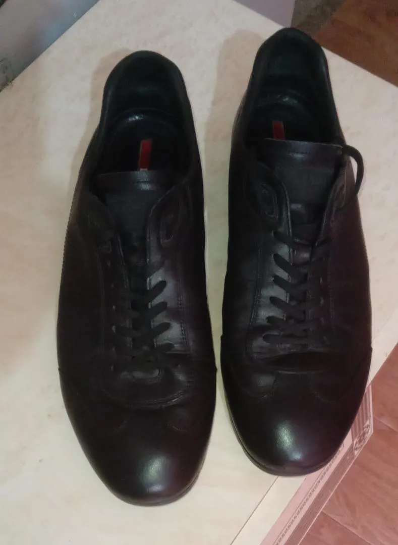 Baskets PRADA