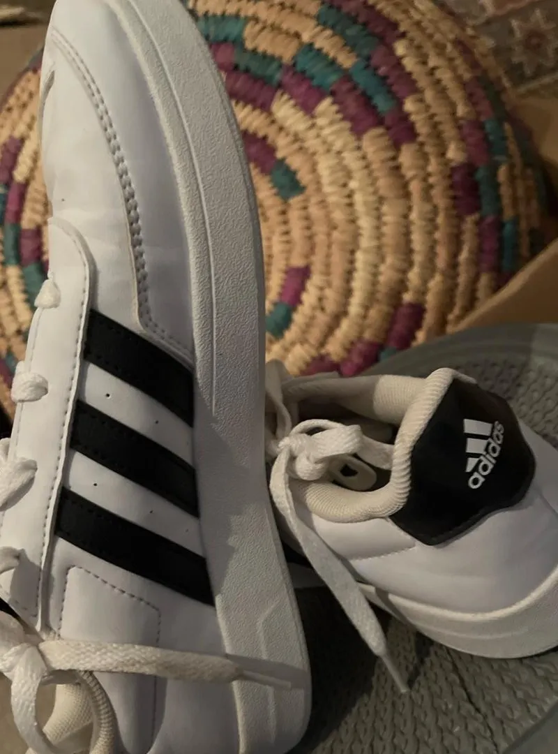 Baskets Adidas Taille 38