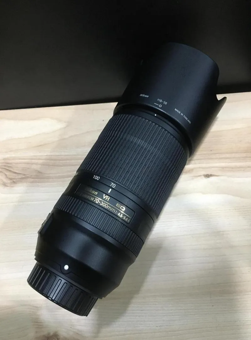 Nikon AF-P 70-300mm f4.5-5.6E VR Téléobjectif