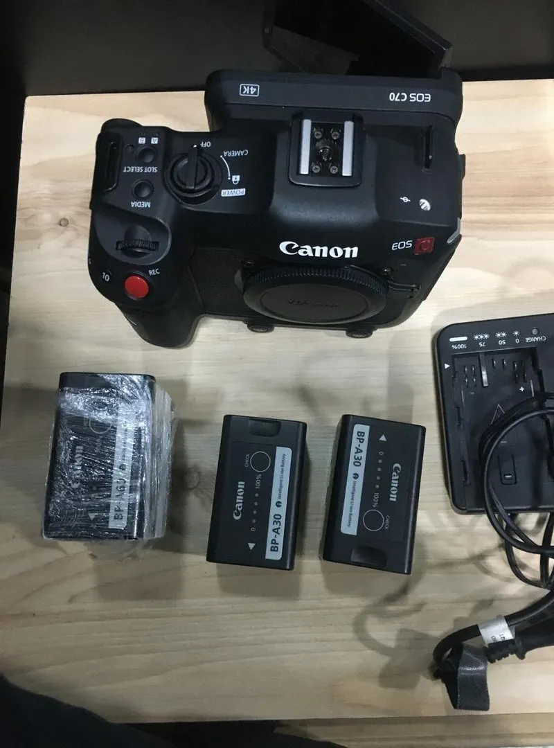 Camera Canon EOS C70 monture RF très bon état