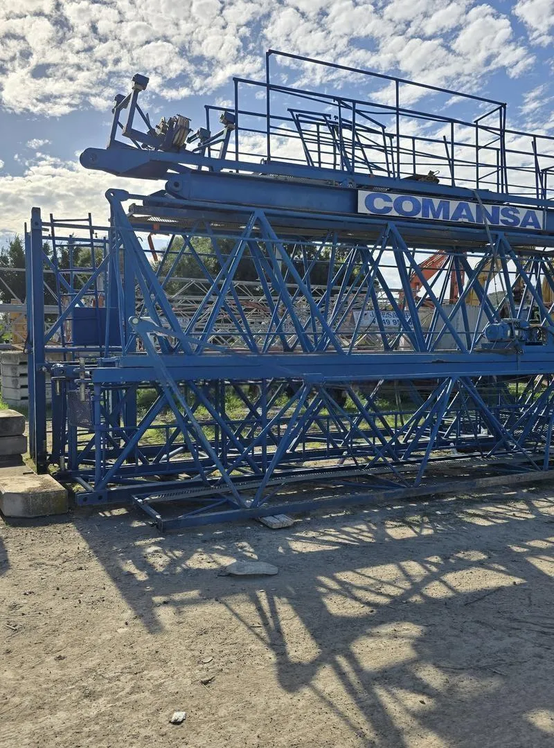 Grue à tour Comansa