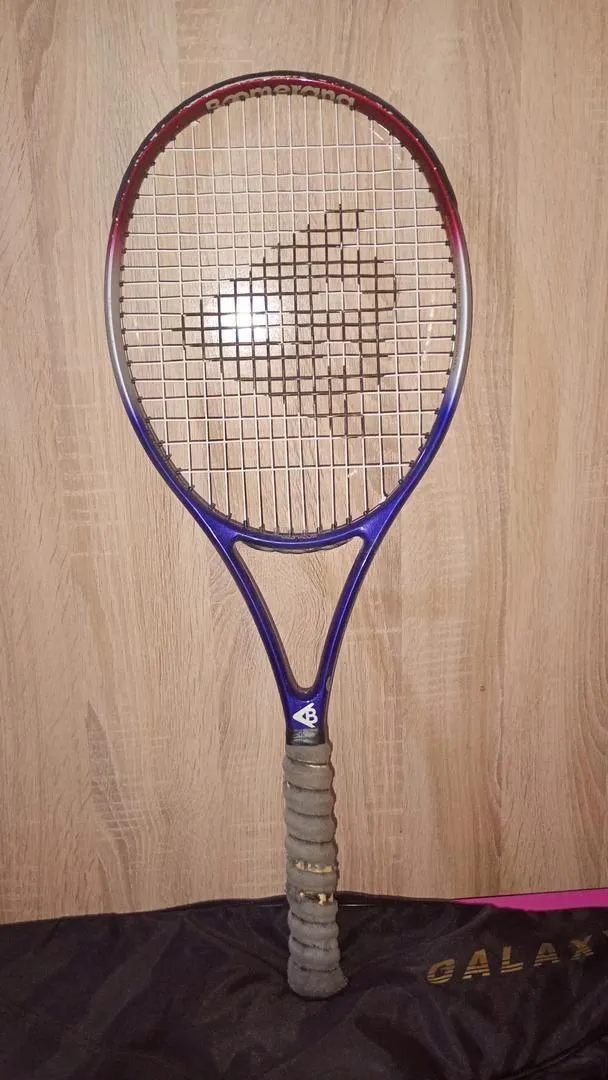 Raquette de tennis avec housse