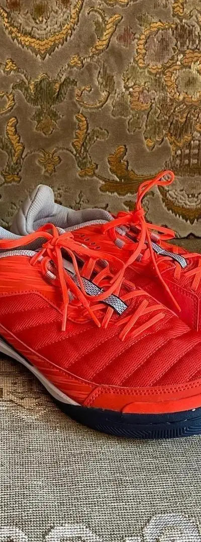 Chaussures Eskudo 500 Futsal – Orange