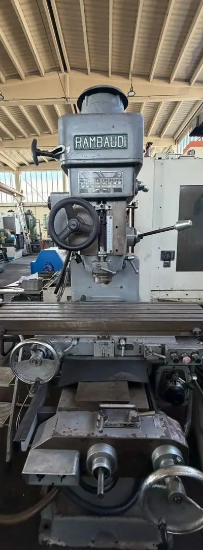 Des machines industrielles