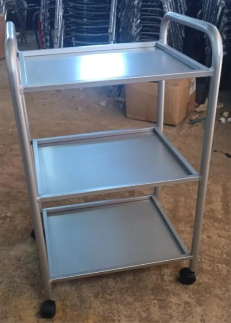 MOBILIER MÉDICAL FABRICATION LOCALE