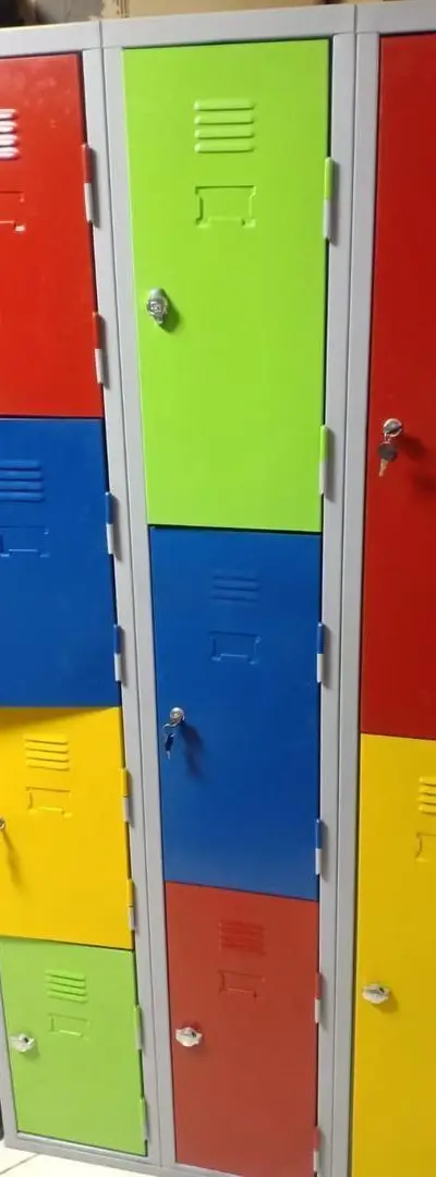 VESTIAIRE EN METAL ^ 1 2 3 PORTE ^