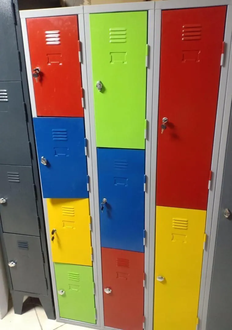 VESTIAIRE EN METAL ^ 1 2 3 PORTE ^