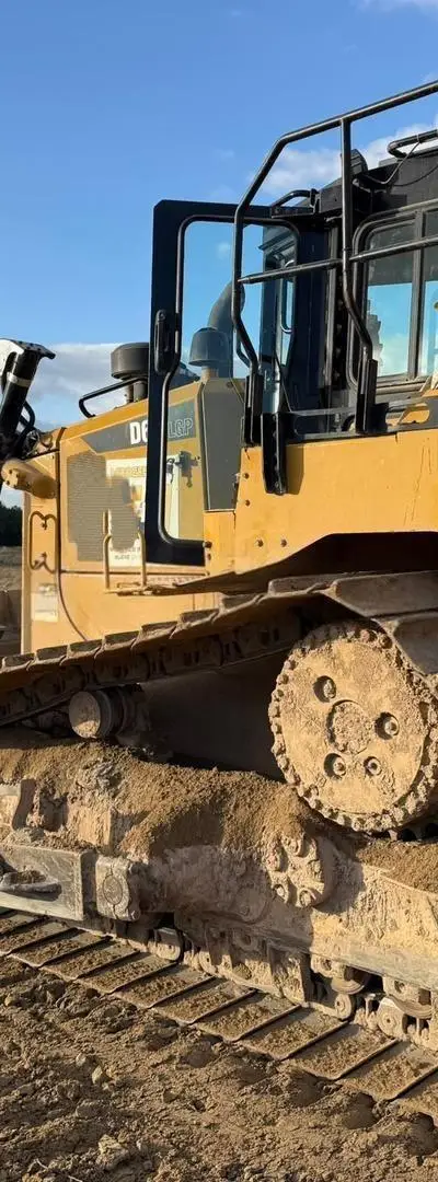 Bulldozer Caterpillar D6 – 2015 – GPS Trimble PM