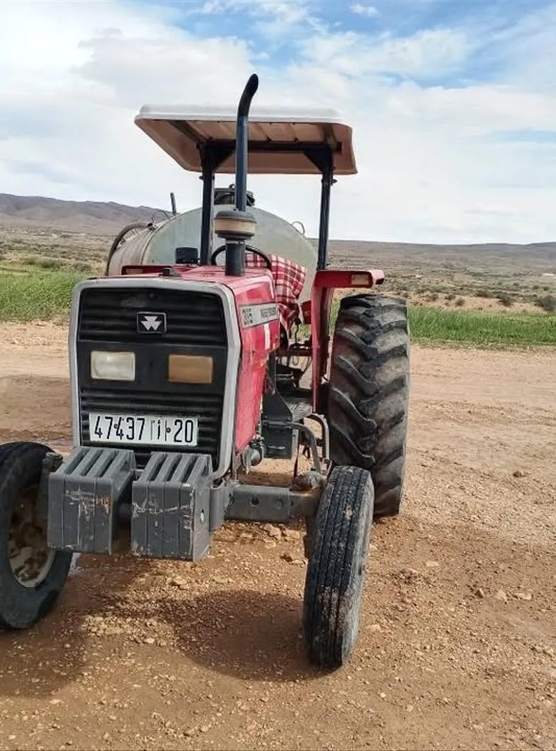 Tracteur Massey Ferguson 385