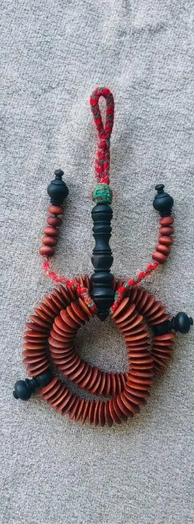 ✅️ Tesbih en bois de jujubier incrusté de bois d'olivier noir📿