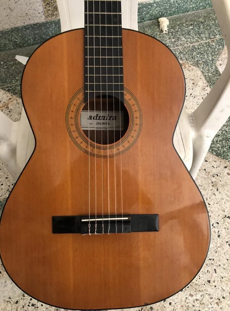 Guitare Admira Española