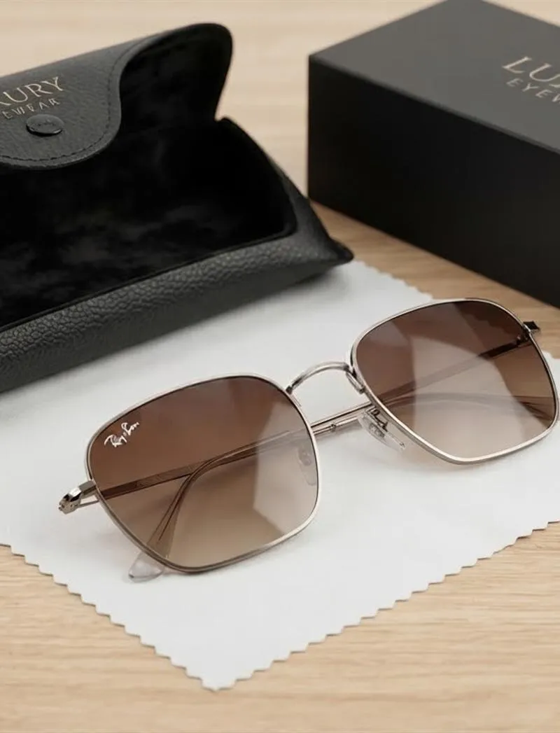 نضارة شمسية عصرية 🕶️