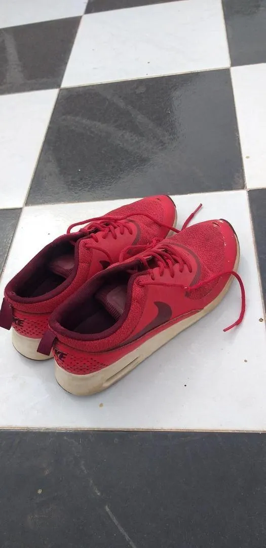 Chaussures de classe et sport num 38 39