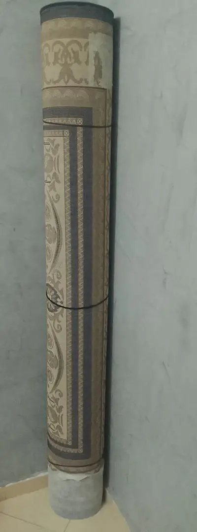Tapis bleu beige