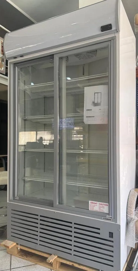 Réfrigérateur Professionnel 2 Portes – Grande Capacité