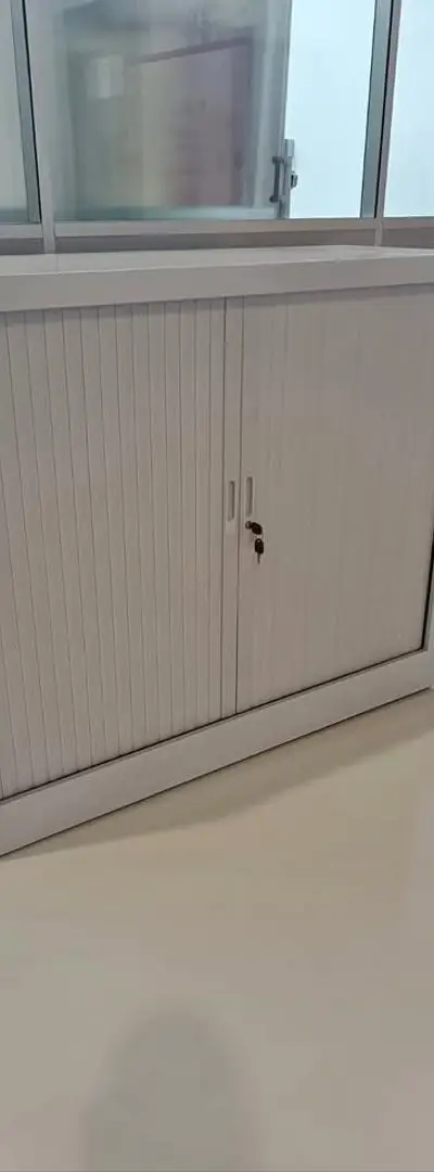 Armoire pour fournitures scolaires