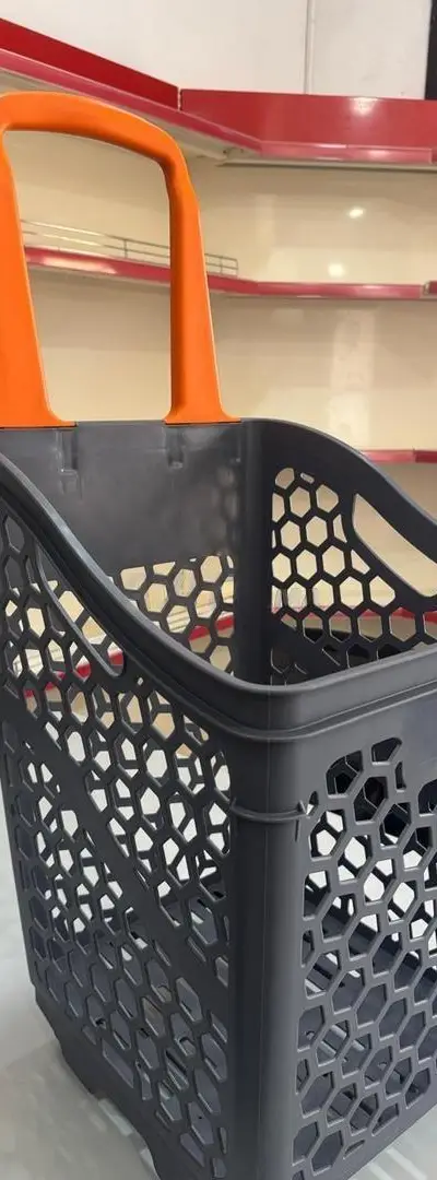 Panier de supermarché – Pratique et résistant
