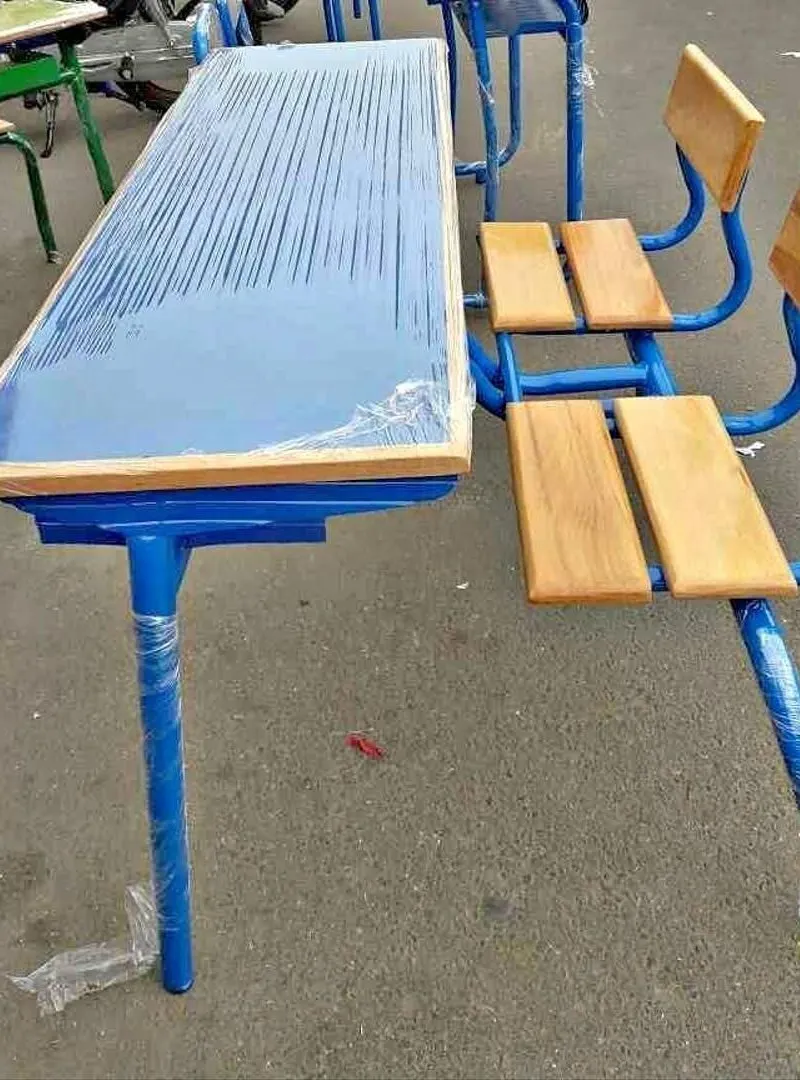 Table éducative fabrication locale