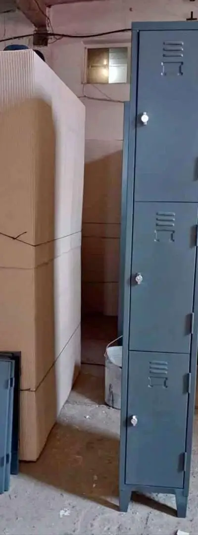 Vestiaire monobloc pour entreprise